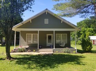 803 Gordon St, Chickamauga, GA 30707