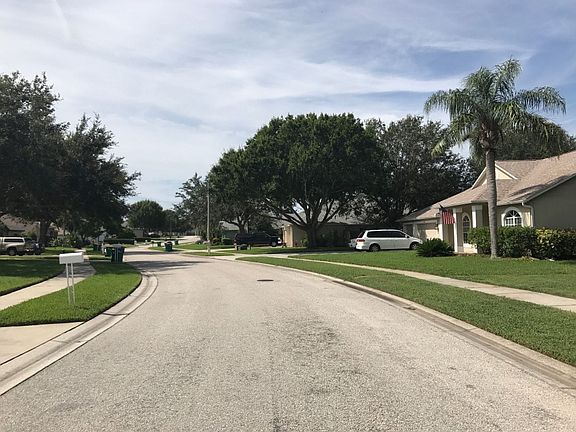 5th image of 1818 Abbeyridge Dr