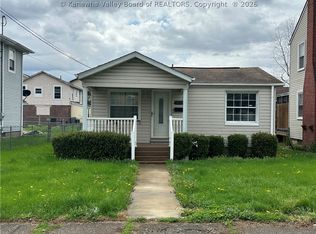 1315 Moore Ave, Dunbar, WV 25064