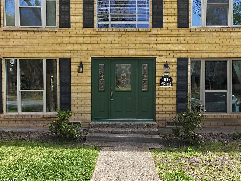 4816 Amesbury Dr #128 — Photo 33