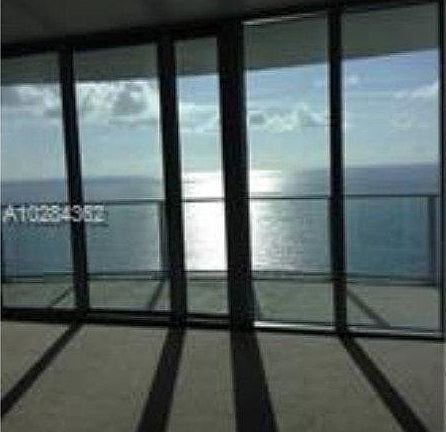 4th image of 4111 S Ocean Dr #L3102