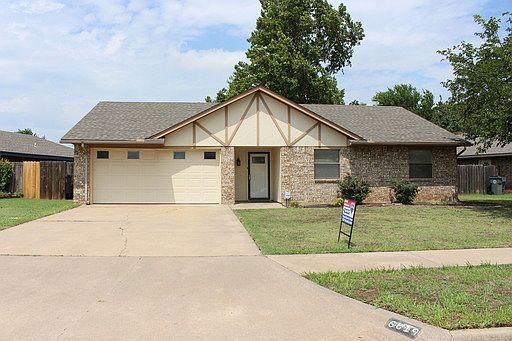 1st image of 6819 NW Ferris Pl