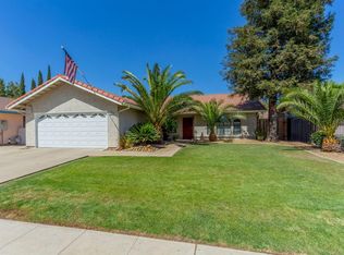 3704 W Robinson Ave, Fresno, CA 93722