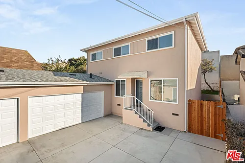 1814 1/2 Spreckels Ln Photo 1