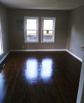 2nd image of 213 N 27th St