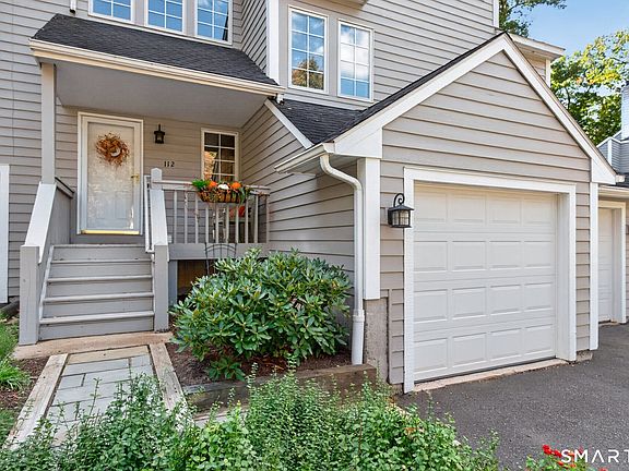 2nd image of 112 Winterbourne Lane #112