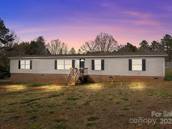 2154 Withers Rd, Maiden, NC 28650