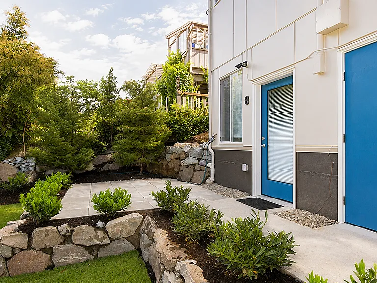 Back Nine Apartments - Located on the west slope of Queen Anne — Photo 3