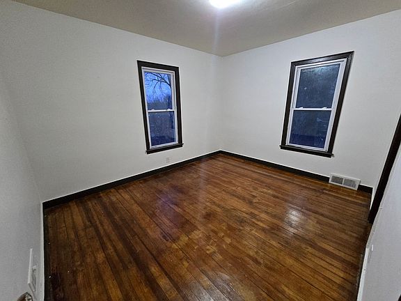 3rd image of 1501 McDonald St #2