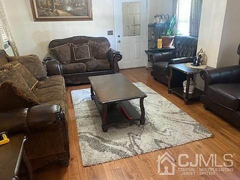 2nd image of 100 N Feltus St
