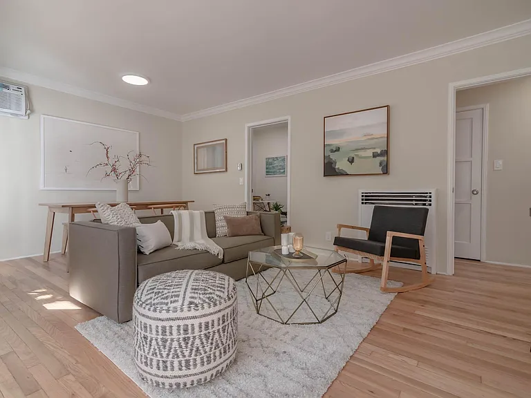14858 1/4 Dickens St — Photo 18