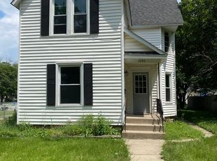1030 S 5th Ave, Kankakee, IL 60901