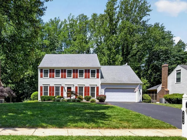 12154 Darnley Rd, Woodbridge, VA 22192