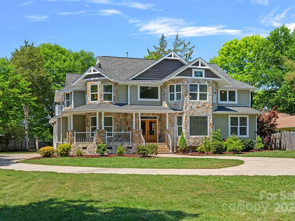 5555 Riverfront Rd, Lake Wylie, SC 29710