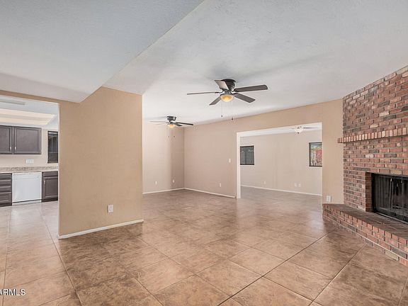 4th image of 3540 E DOLPHIN Avenue