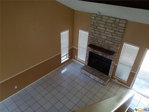 4th image of 7001 Winedale Dr