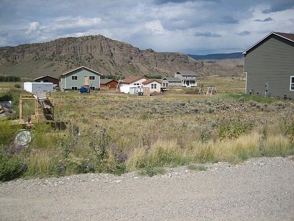 3rd image of Grand Avenue