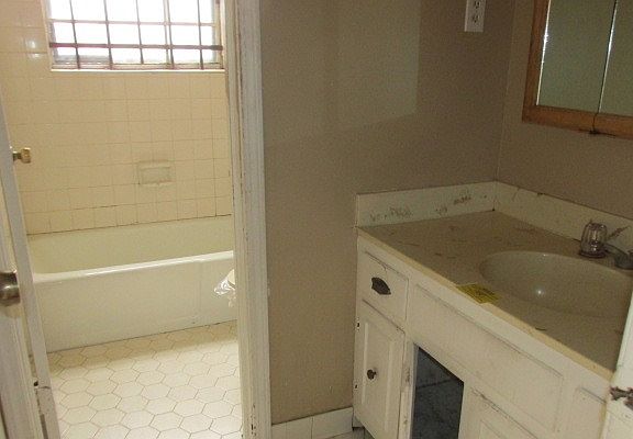 3rd image of 4177 Sunnyslope Dr