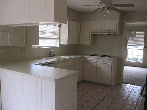4th image of 2306 Kenworthy Dr