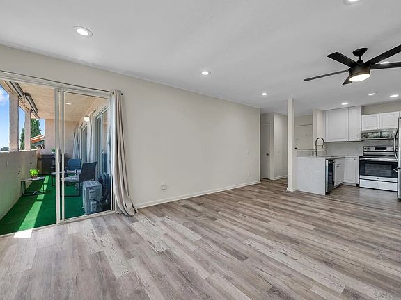 4th image of 3427 Capalina Rd APT 25