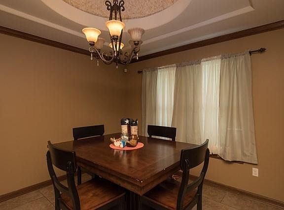 5th image of 2223 Llano Molano Ln