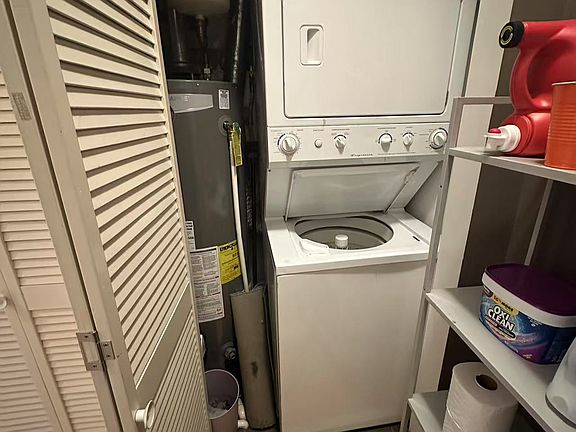 3rd image of 3377 N Kedvale Ave APT 3S