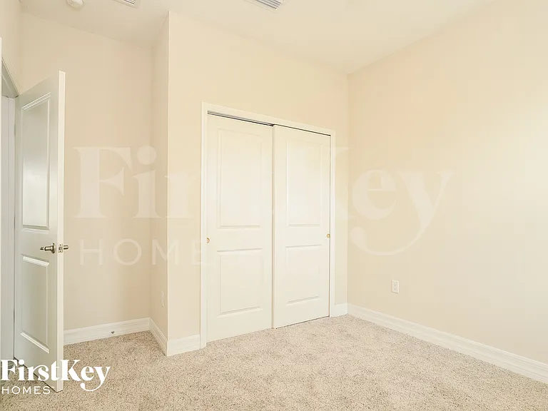 601 Dunlin Ln — Photo 11