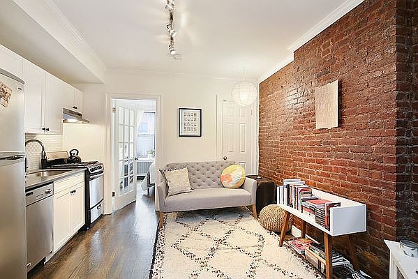 1st image of 256 W 15th St APT 2RW