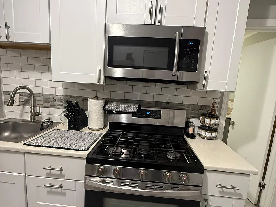 49 Linden St #1
