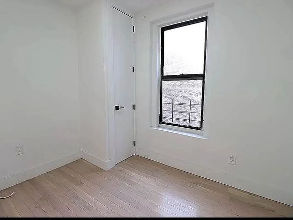 3rd image of 137 W 137th St #3M