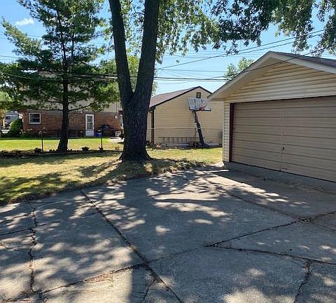 Backyard/garage