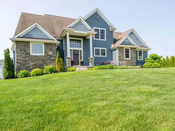 1640 Prairie Dr, Saint Joseph, MI 49085