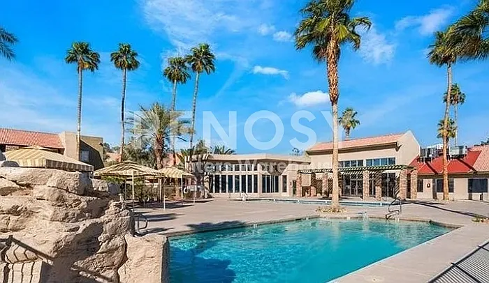 5026 River Glen Dr — Photo 3
