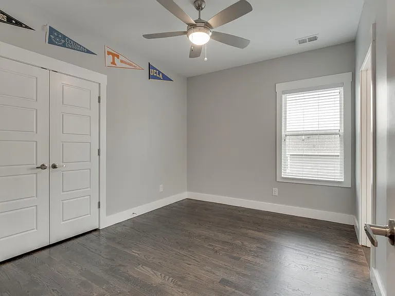 4608B Michigan Ave — Photo 19