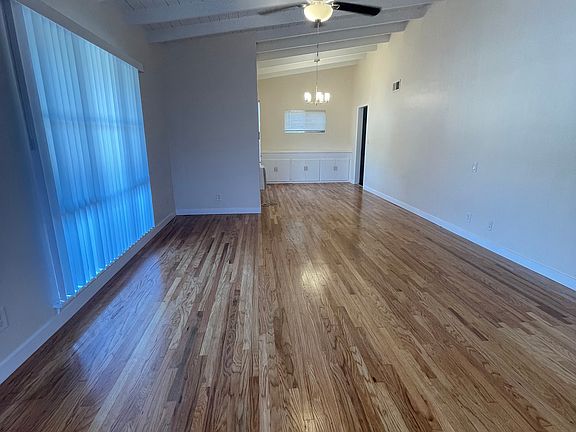 4th image of 612 Acanto St #612