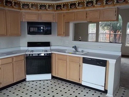 5th image of 1707 Creekpark Trl