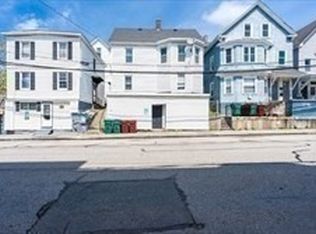 716 Lawrence St, Lowell, MA 01852
