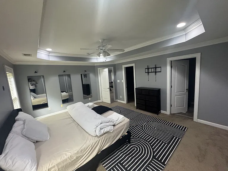 5585 Frog Pond Ln — Photo 6