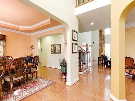 4th image of 5308 Turnberry Park Dr