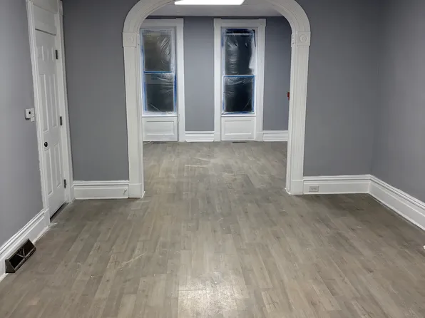 1 Pawling Ave #1, Troy, NY 12180