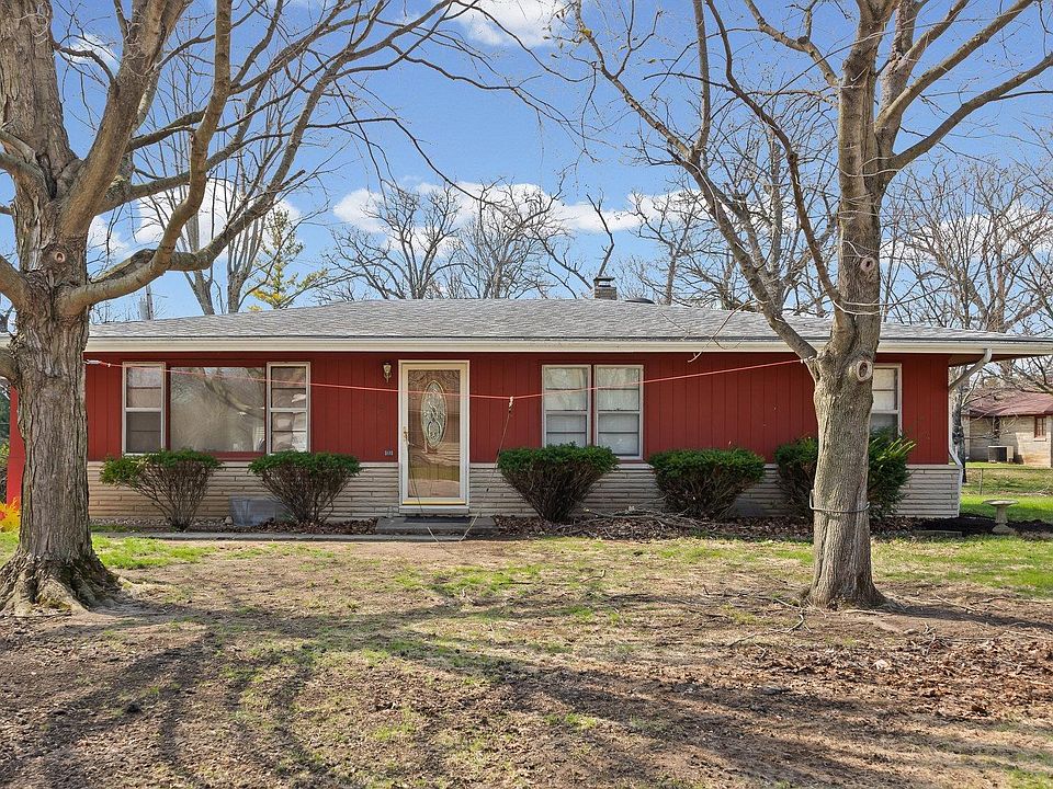 1st image of 312 Debbie Ln