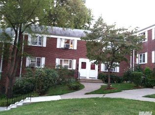 22309 Manor Rd #1, Queens Village, NY 11427