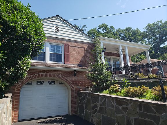 2nd image of 801 31st St S