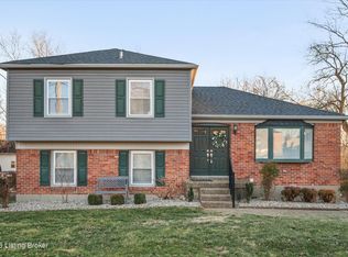4405 Burgundy Dr, Jeffersontown, KY 40299