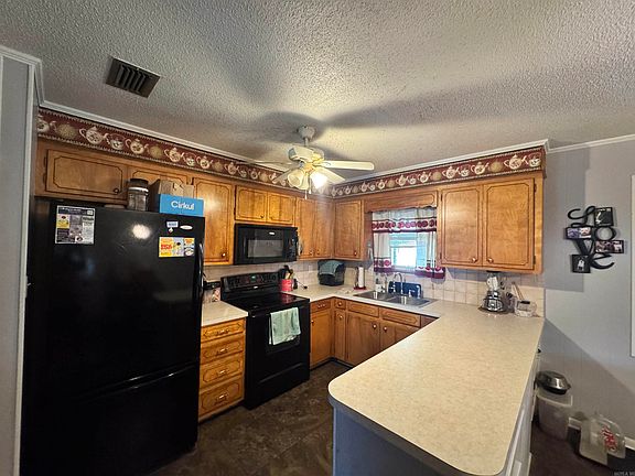 4th image of 1330 Glenmere Cir