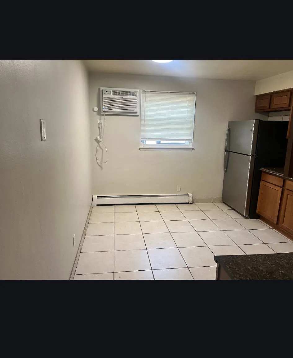 2 bed, $875 — Photo 3