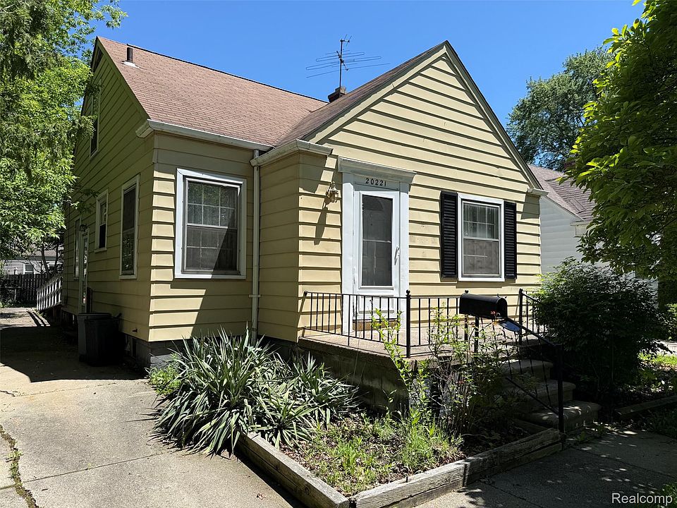 1st image of 20221 Kenosha St