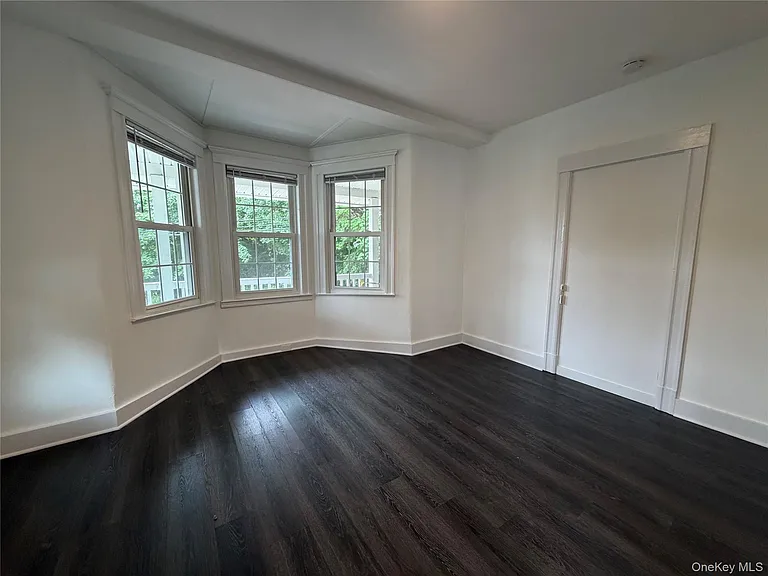 31 Minetta Ct — Photo 8