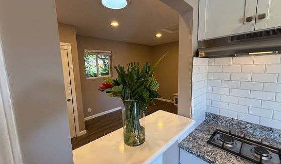 5th image of 4630 Portola Dr #A