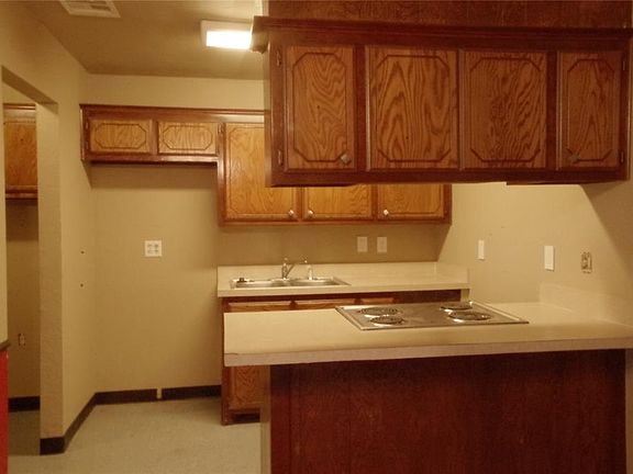 4th image of 12313 Newgate Dr